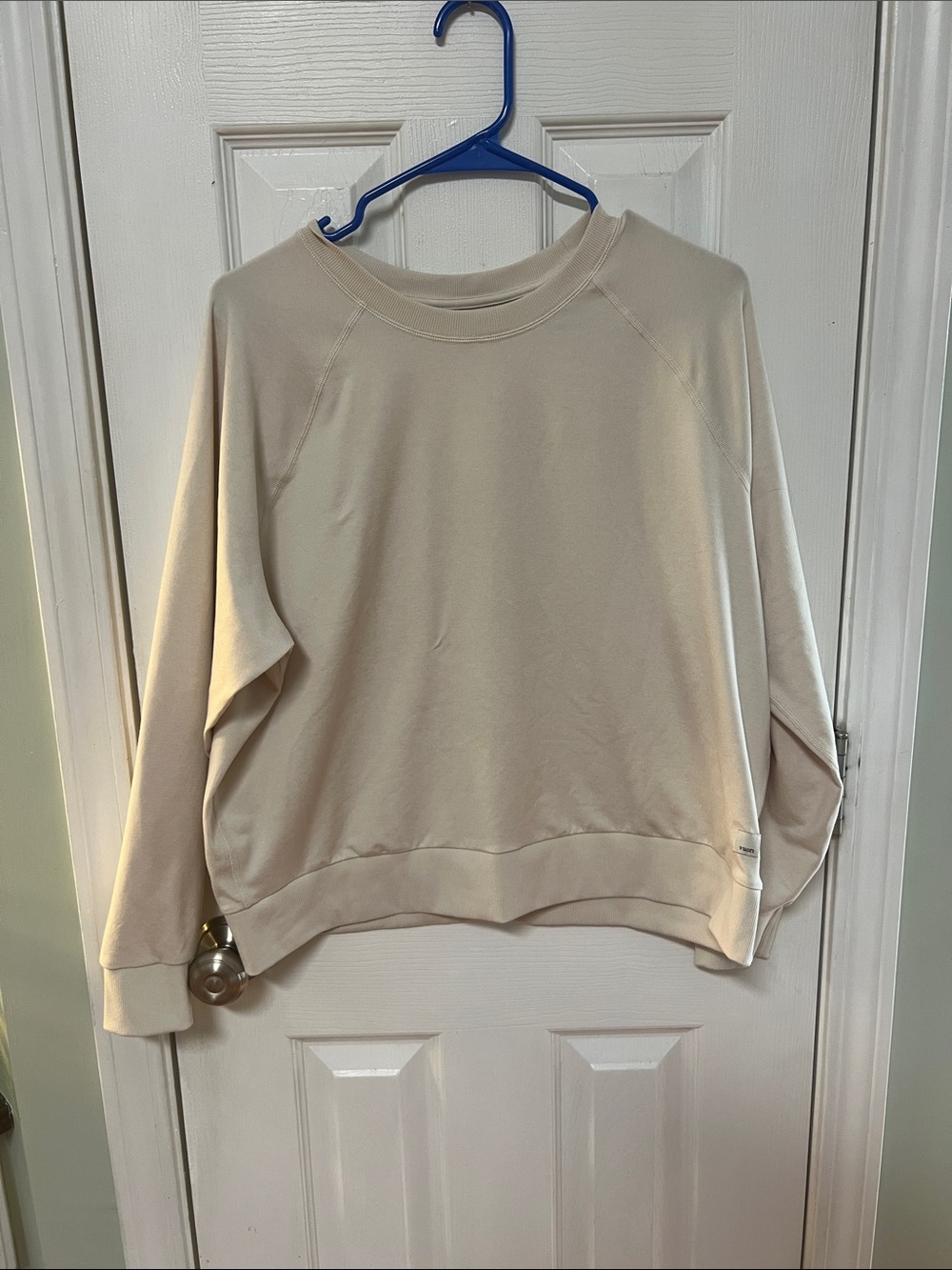 Vuori Off-White Pullover Sweatshirt